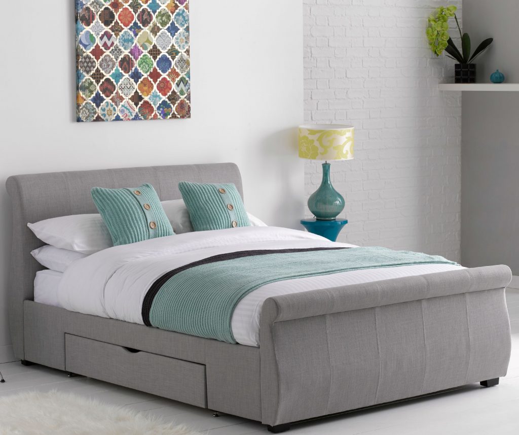 comfortable Bed joanna thornhill shares tips on how to create a comfortable bed space XOXHNUM