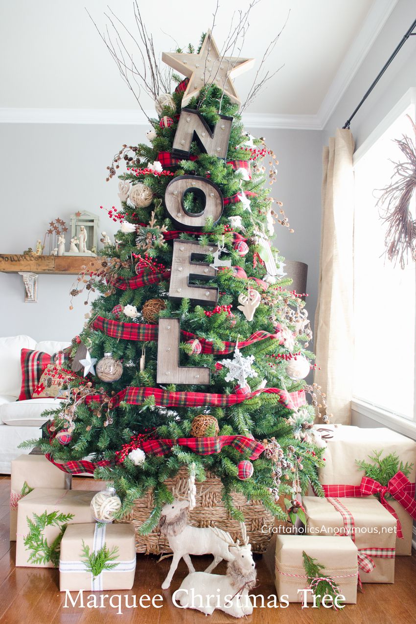 Decorate Christmas tree rustic noel marquee christmas tree decorating idea OXSJPCQ