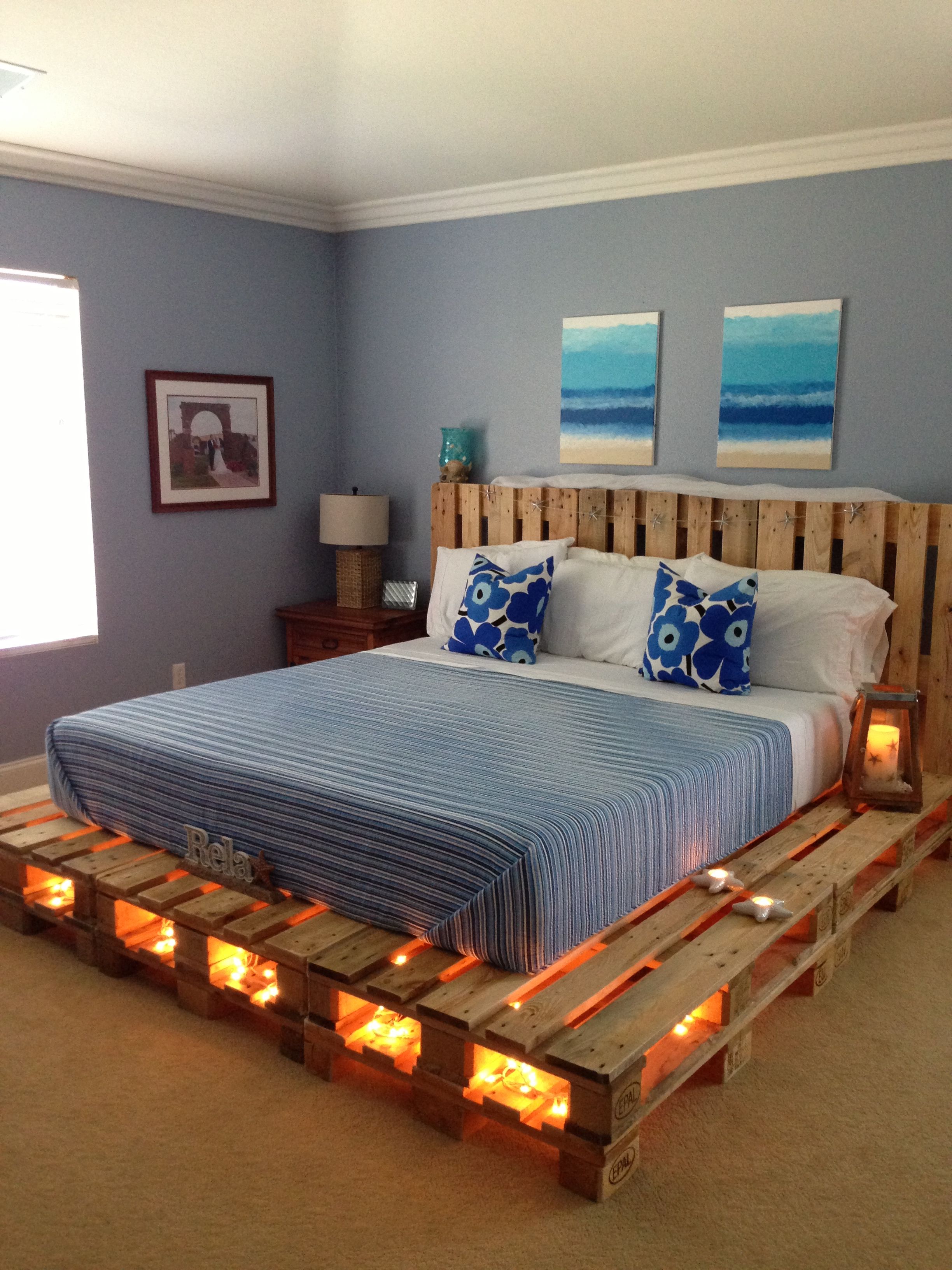 DIY pallet bed pallet beds are cool. diy bett, pallet wood bed frame, pallet bed with FCYGAFS