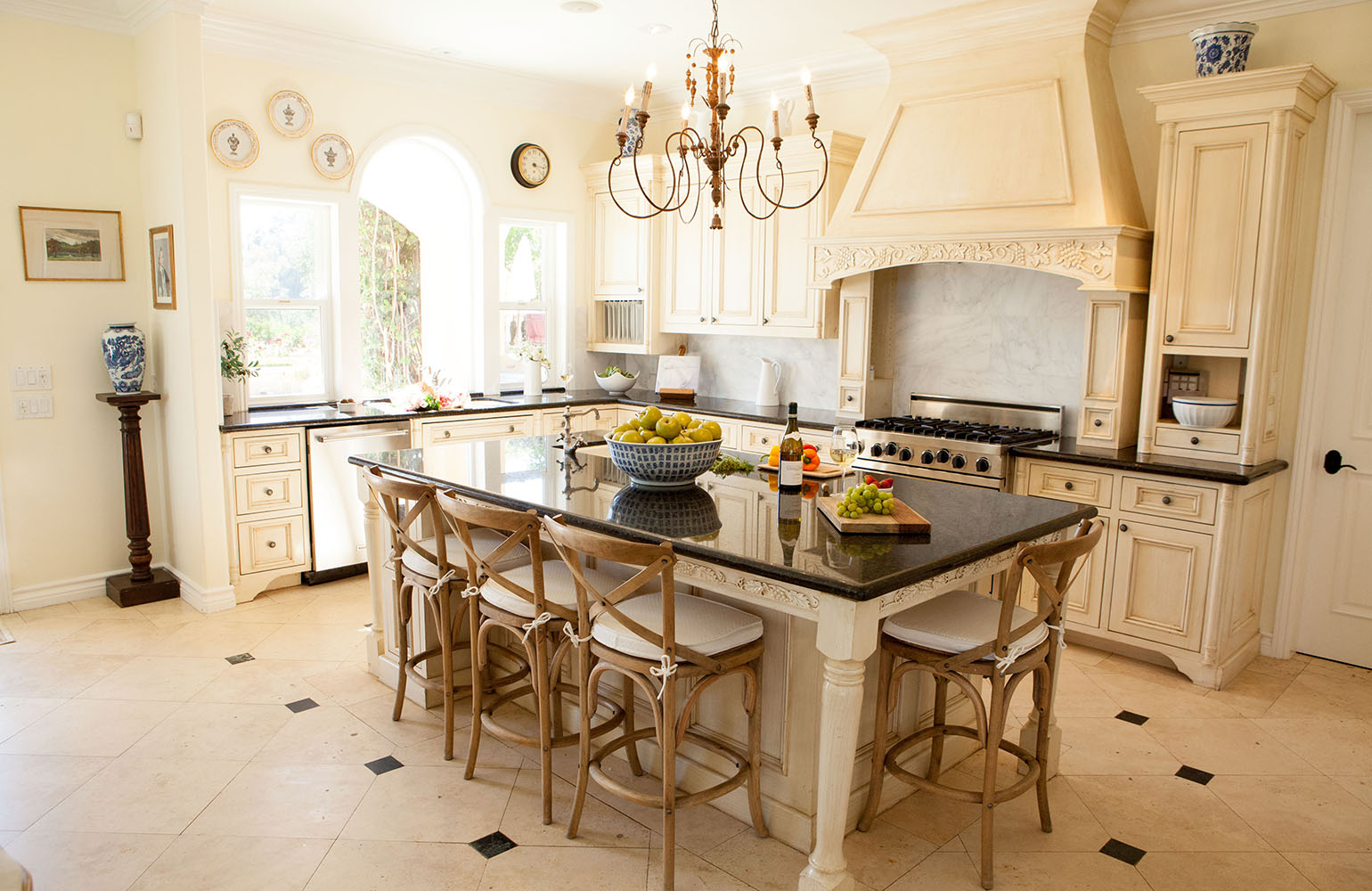 21 french country kitchens QUSTQVM