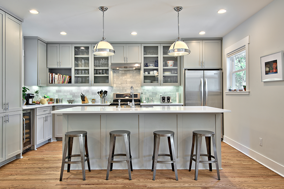 Gray Kitchens 12 gorgeous and bright light gray kitchens - a roundup of beautiful light UEUPJQO