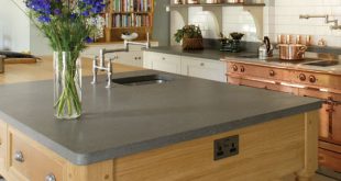 Natural stone worktop kitchens 540px VDHYJJC