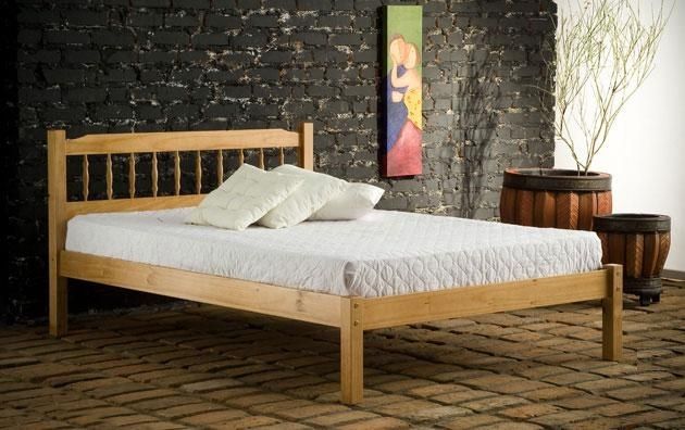3ft Santiago Spindle Pine Bed Frame - £149.95 - The Santiago is a