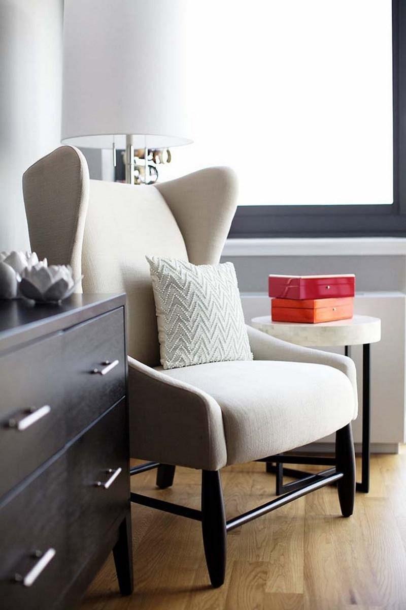 10 Soft White Bedroom Armchair Designs