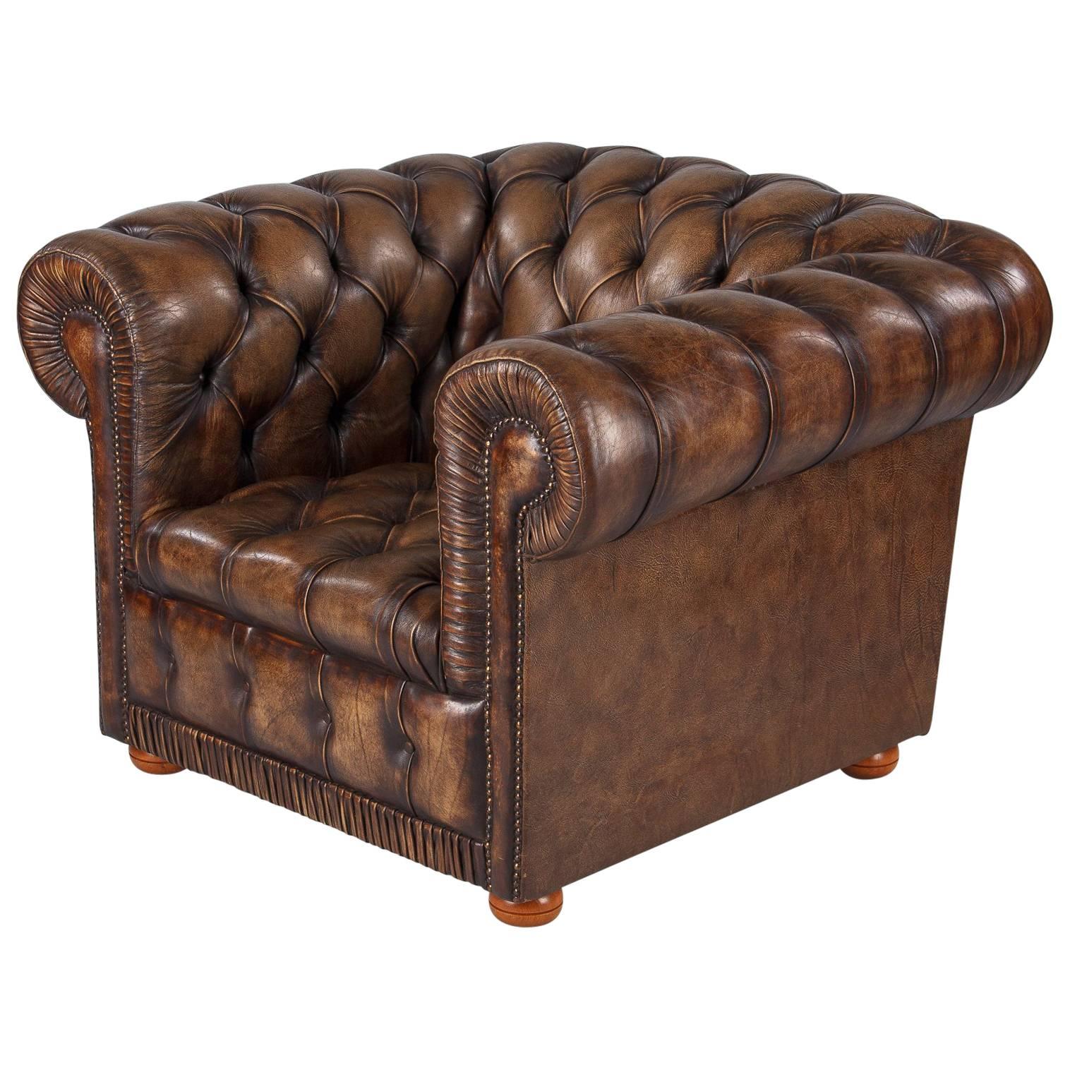 Vintage English Chesterfield Armchair in Brown Leather, 1960s For Sale