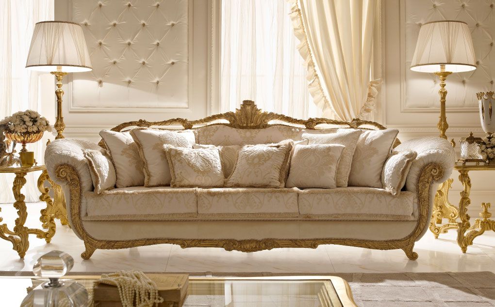 Italian Classic Luxury Wooden Living Room Furniture.