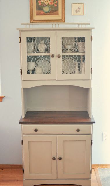 DIY Kitchen cabinet from a junk store buy!