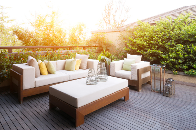Enjoy a lifetime of enjoyment with our outdoor lounge furniture.