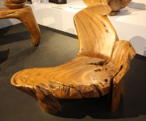 Real wood can look like new for many years and that says a lot about its  versatility. Most furniture pieces made of real wood have timeless designs  and
