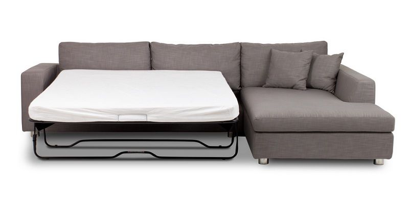 Corner Couch with Pull Out Bed