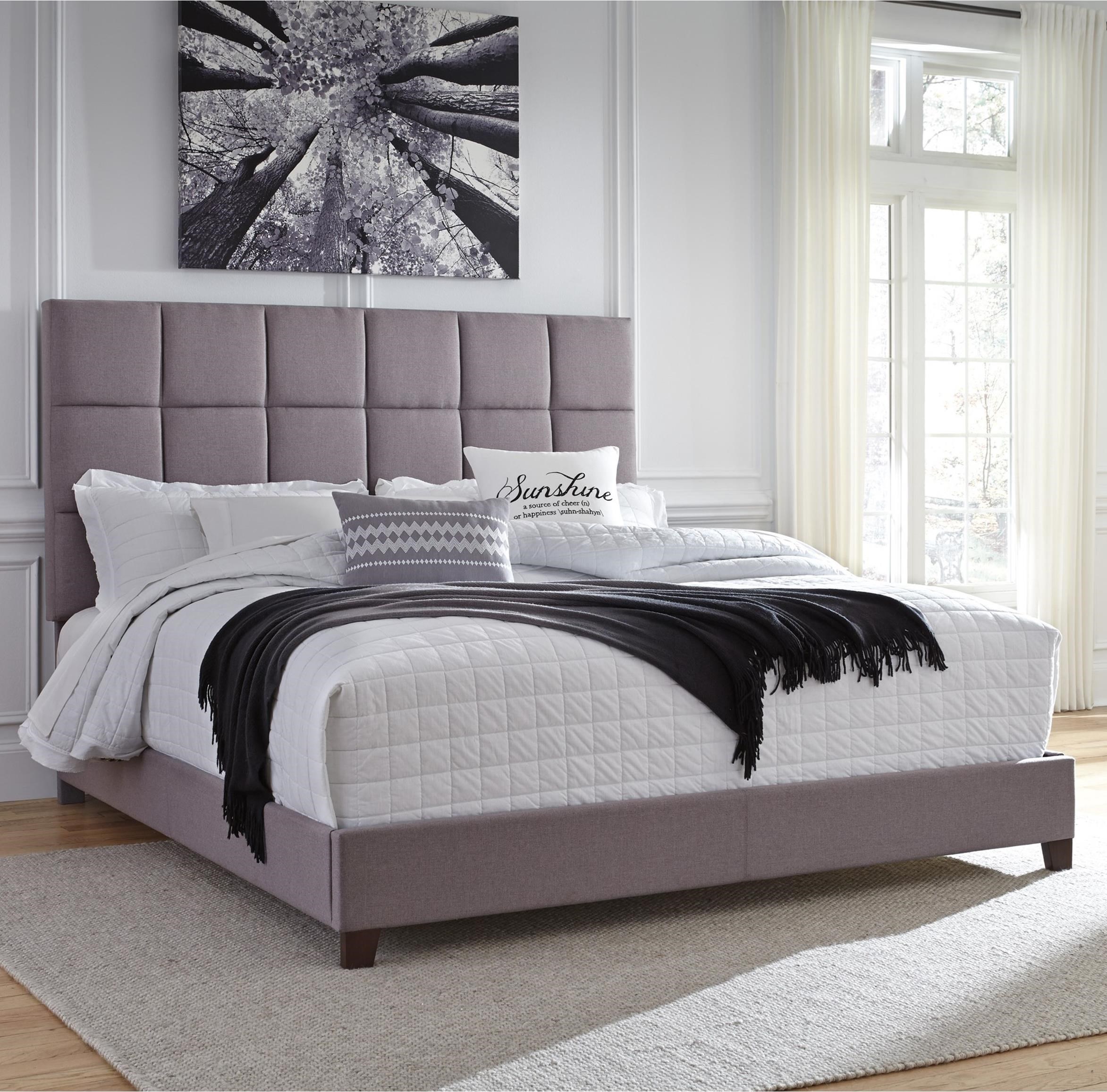 Signature Design by Ashley DolanteKing Upholstered Bed