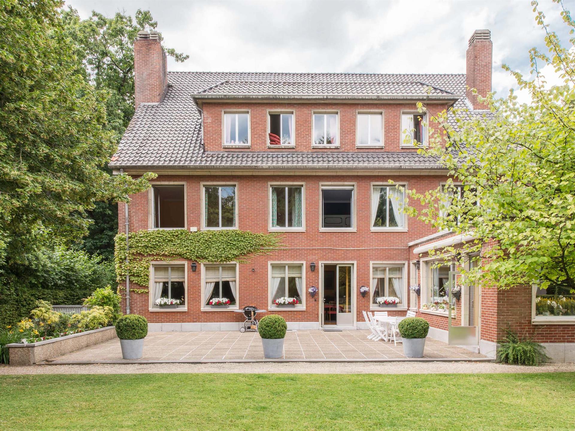 A beautiful and spacious Belgian house in Uccle