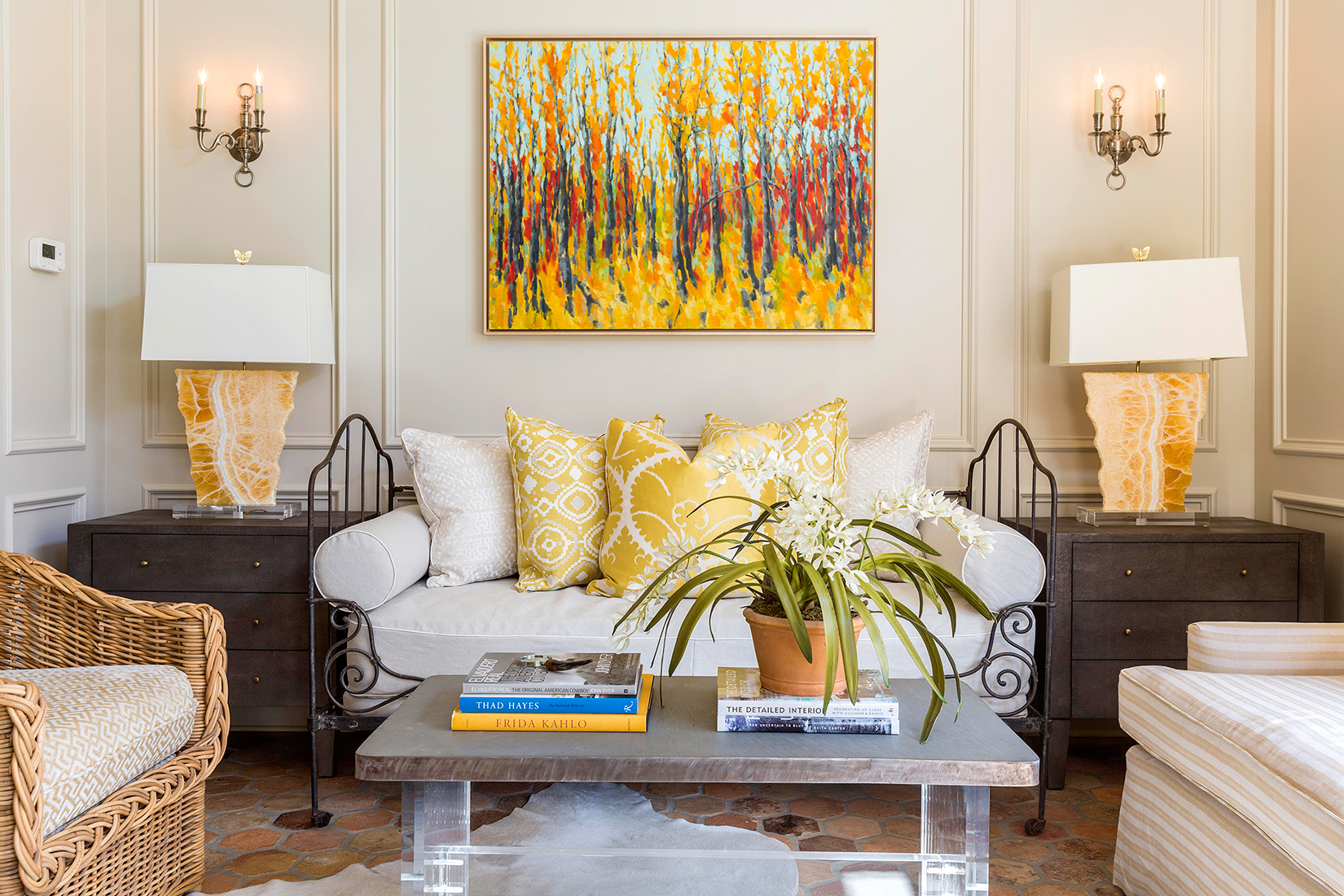 Colors that go with yellow: how to combine them