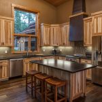 Don’t avoid rustic kitchen decorations