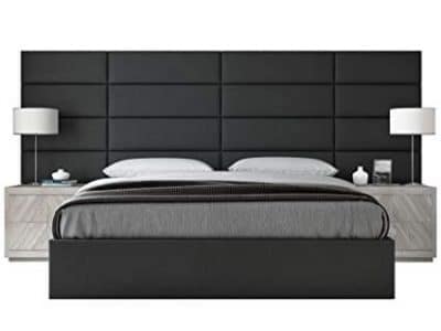 The black headboard and its advantages