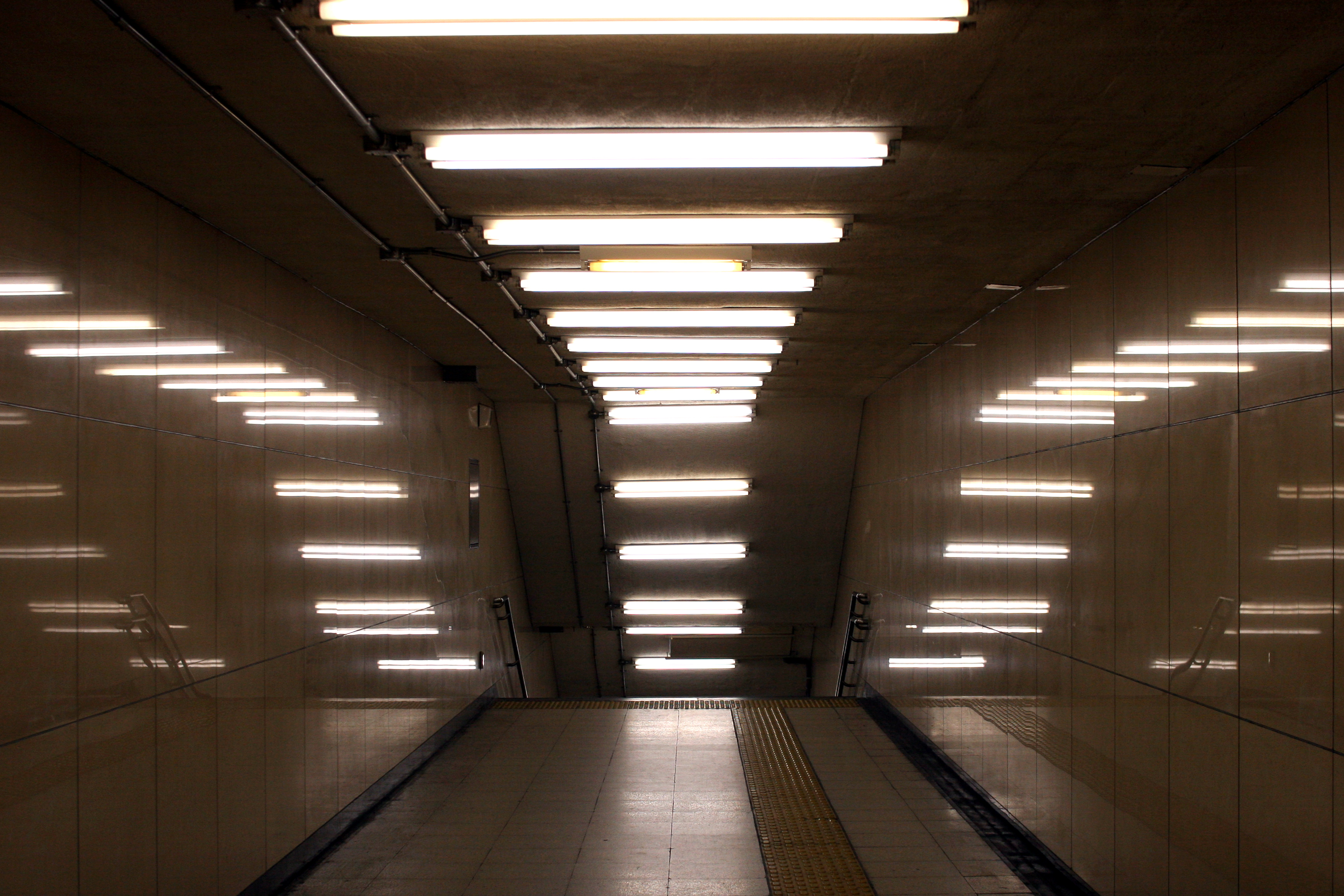 What are fluorescent lamps?