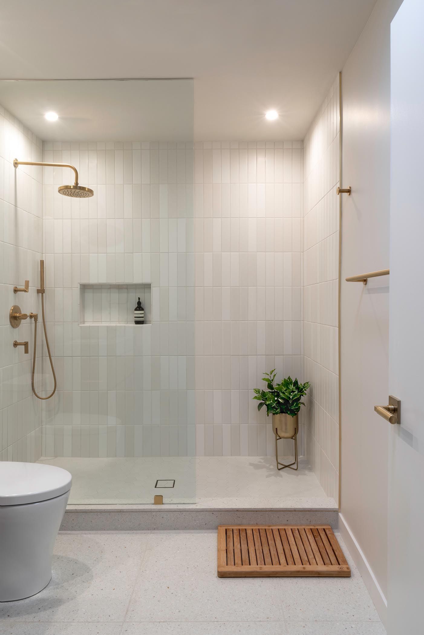 10 Stylish and Functional Bathroom Shower Ideas to Upgrade Your Space