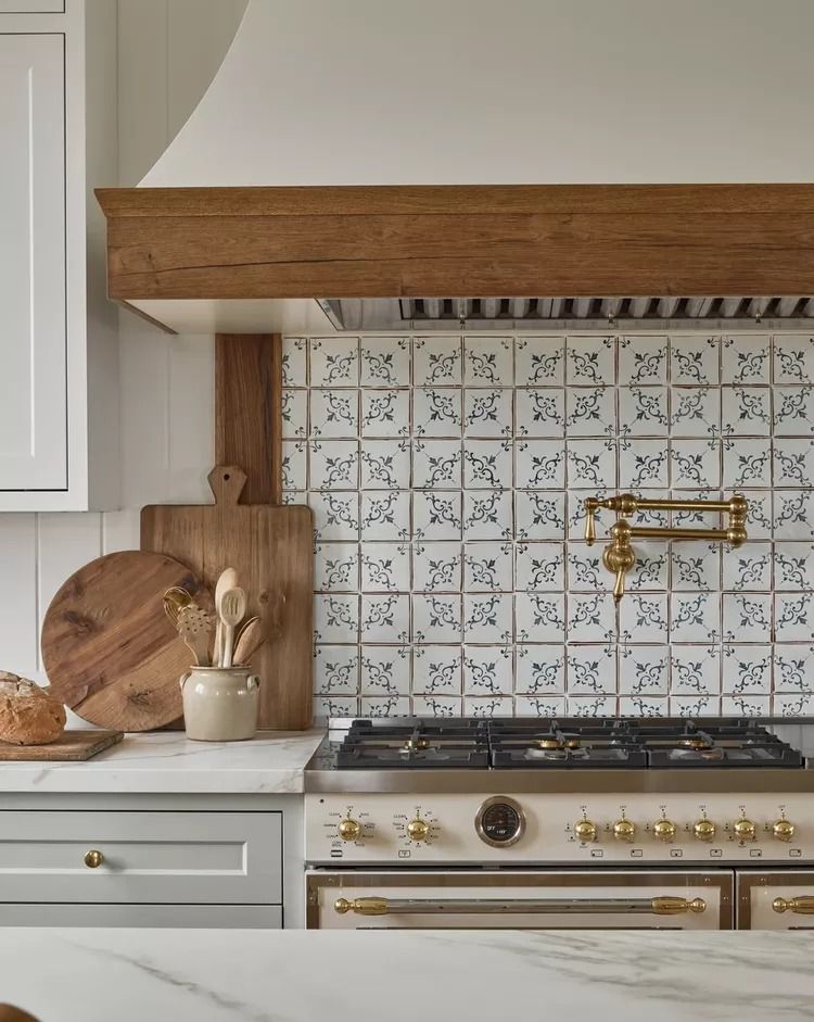 Backsplash Ideas to Transform Your Kitchen