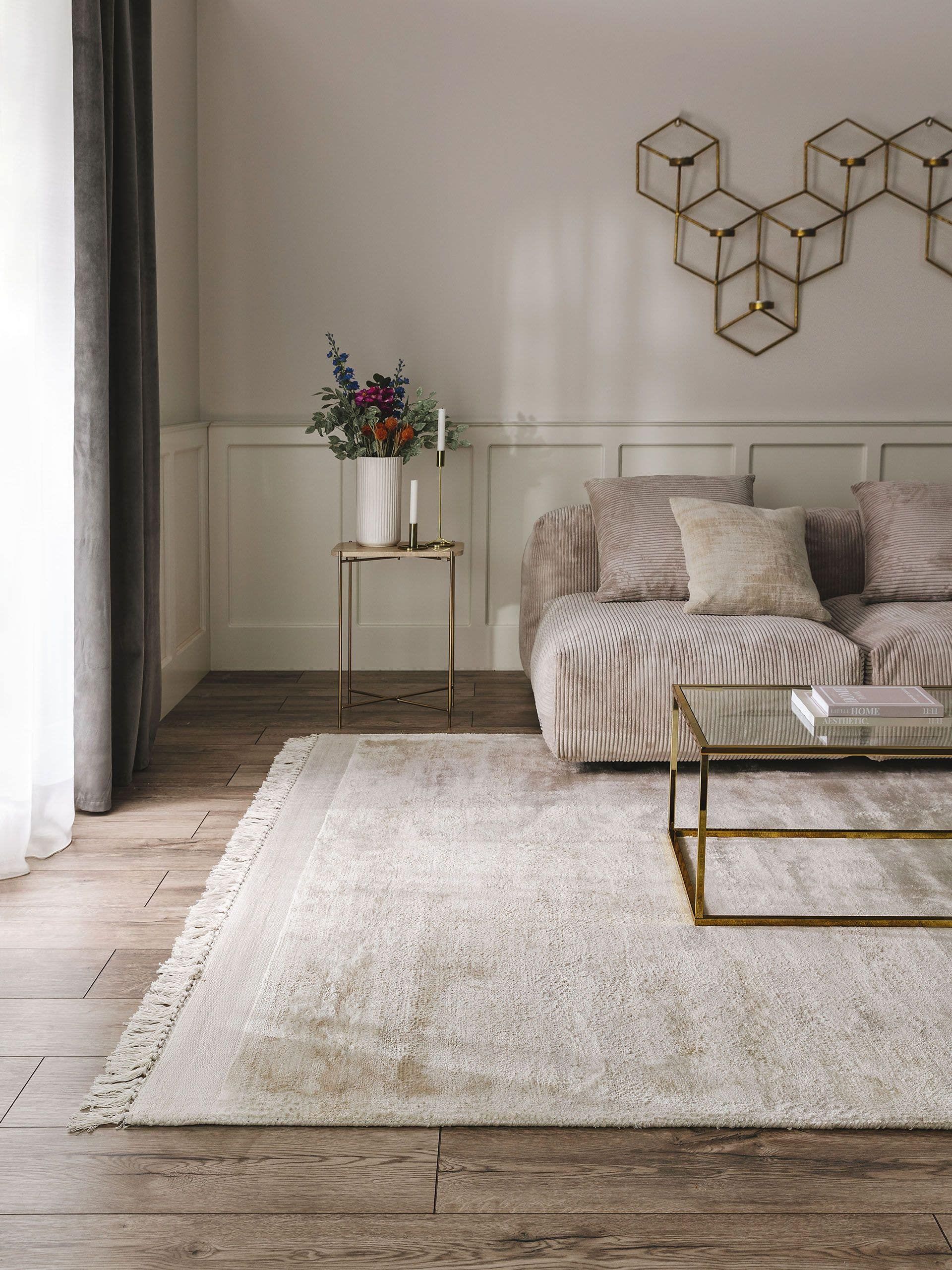 Viscose Rugs: The Perfect Blend of Style and Durability