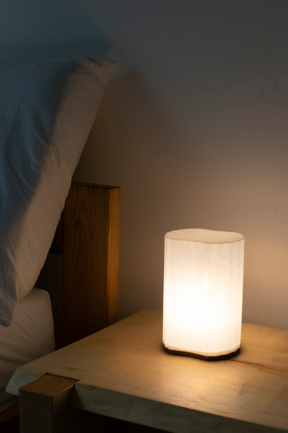 Best lamps by the bed