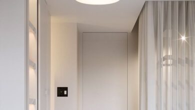 A 3 bright white ceiling lamp