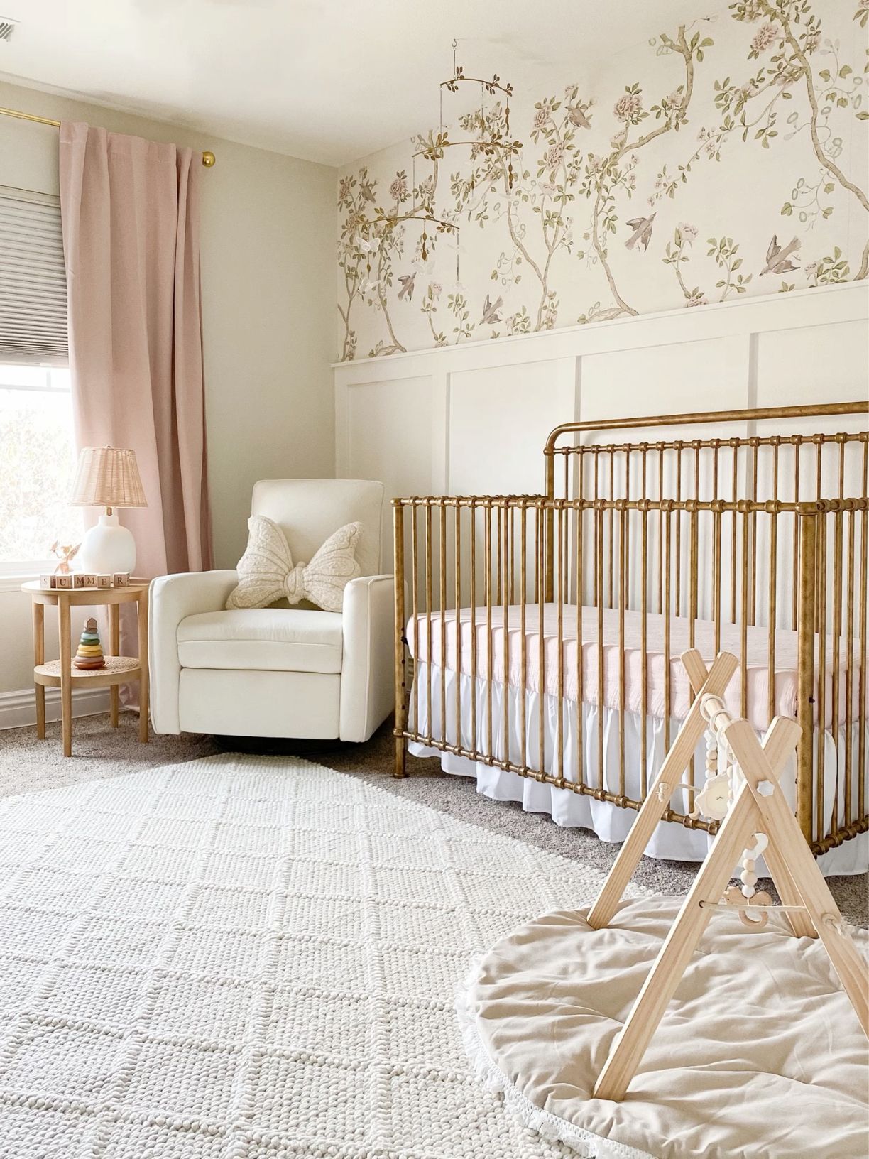 Baby Girl Nursery Ideas for a Sweet and Stylish Space