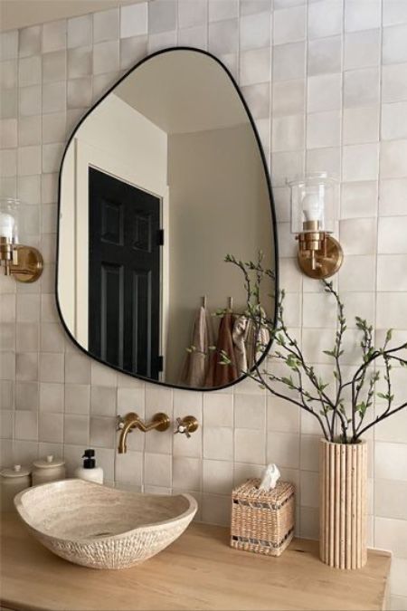 Bathroom Mirror Ideas for Small Spaces