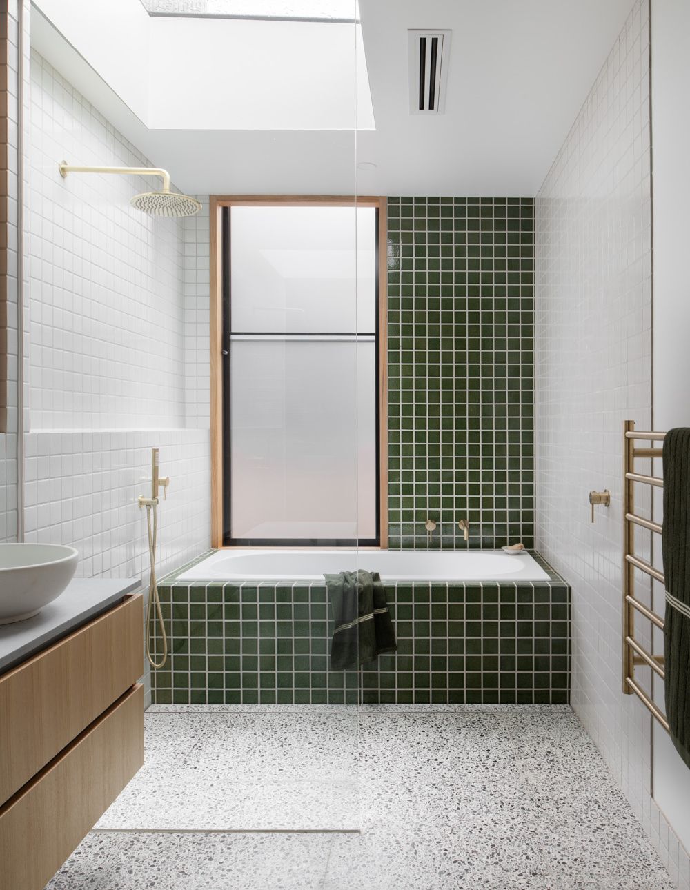 Bathroom renovation – Tips and ideas for a modern makeover