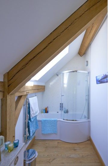 Bathrooms pitched roof decor ideas for a stunning look