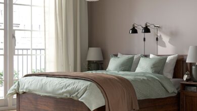 Bed frame with bed box