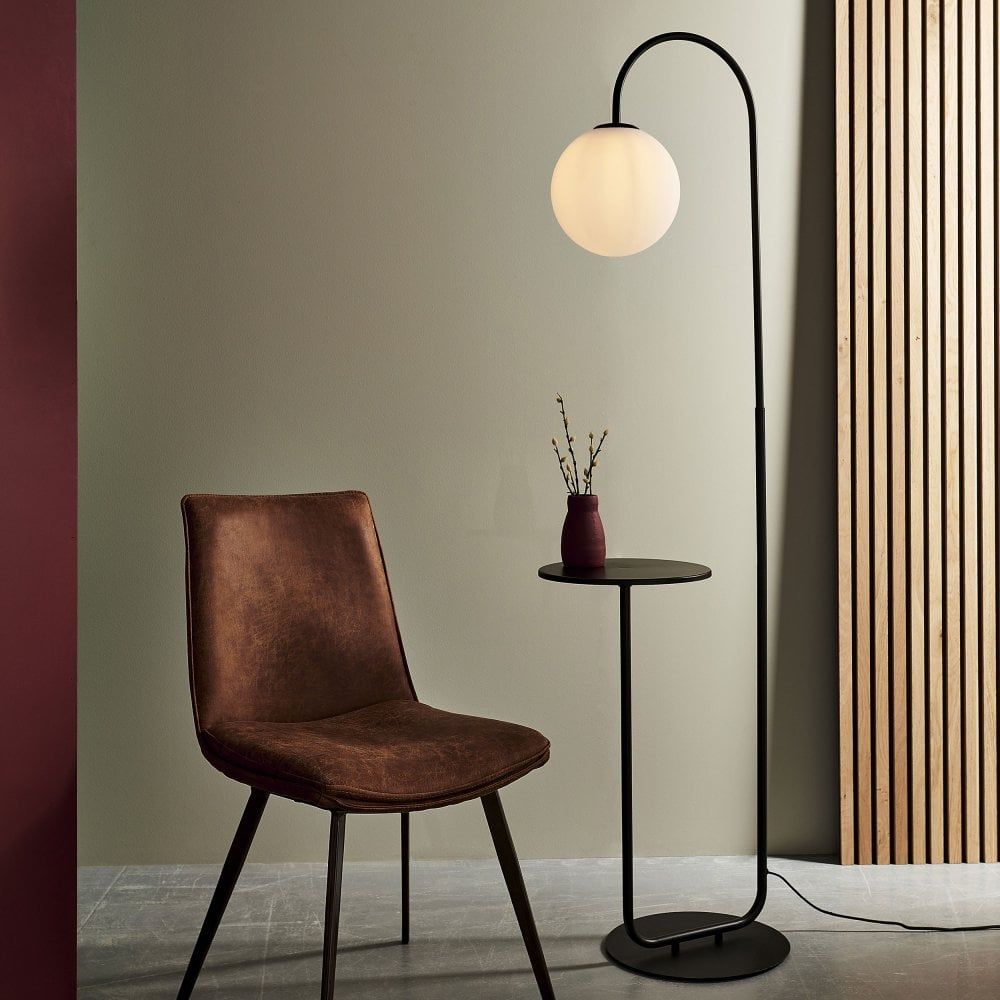 Black floor lamp: The sleek and stylish addition to any room