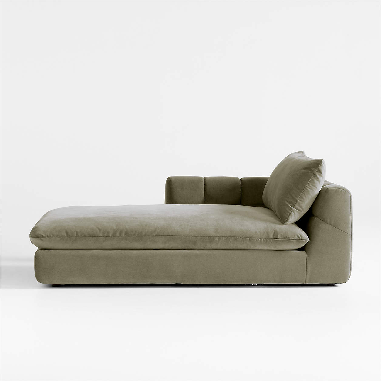 Chaise Lounge Chair – The Ultimate Relaxation Spot