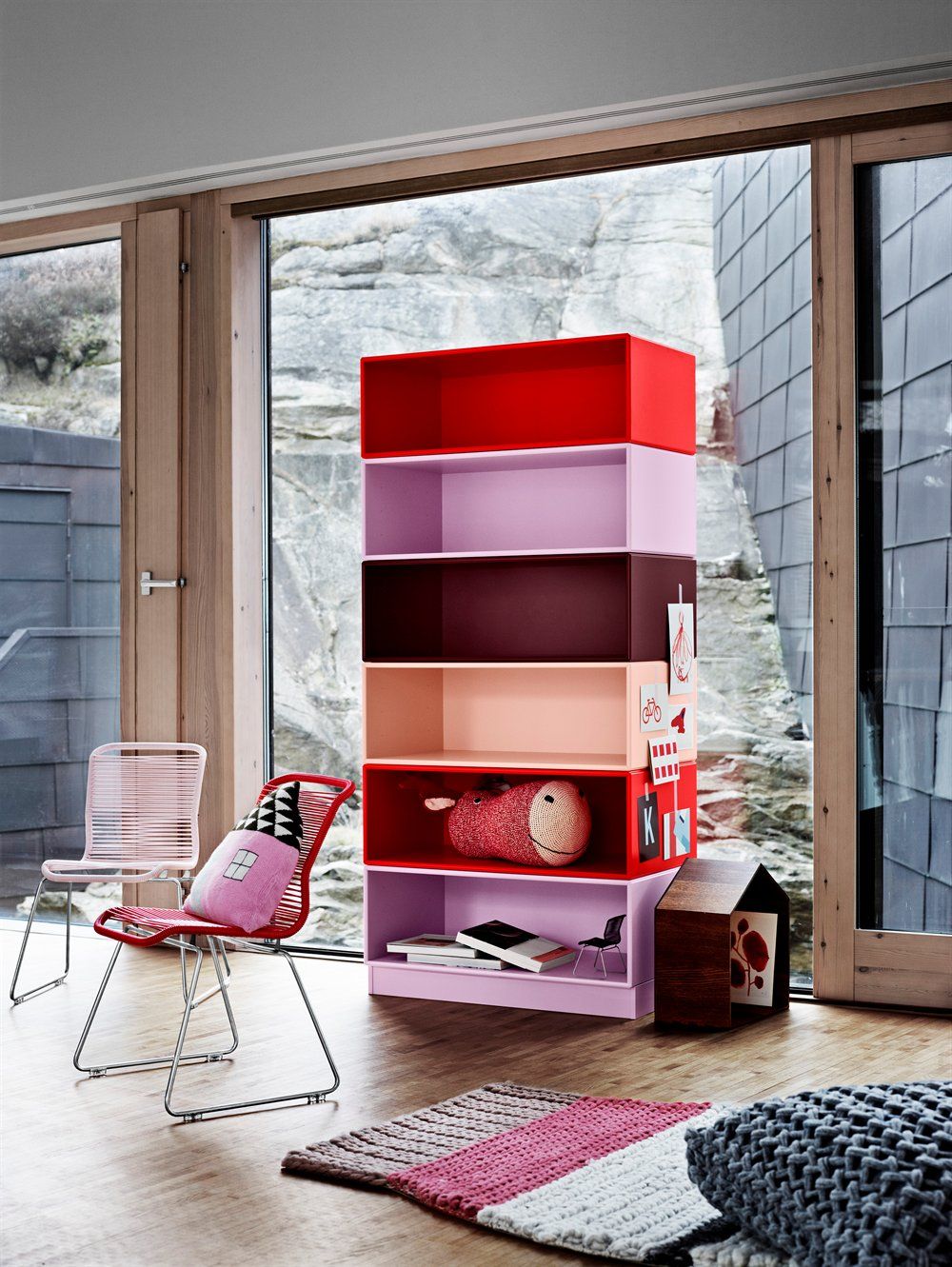 Childrens furniture in pink the perfect choice for a playful bedroom