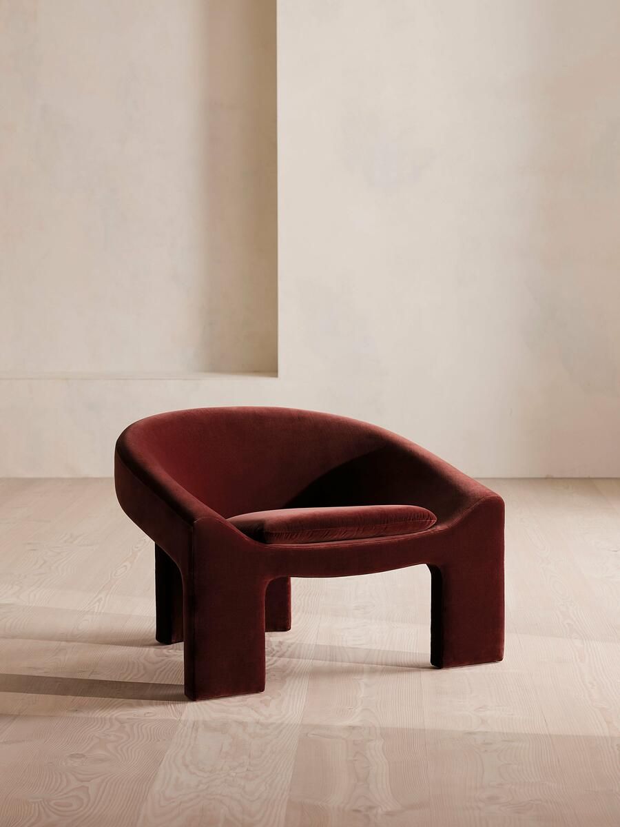 Velvet Armchair Adds Touch of Elegance to Any Room