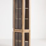 Corner Hutch