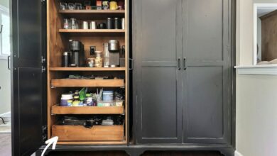Custom Kitchen Cabinets