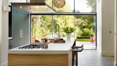 Examples of open kitchens