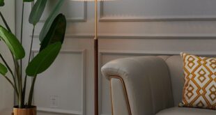 Floor lamp with table