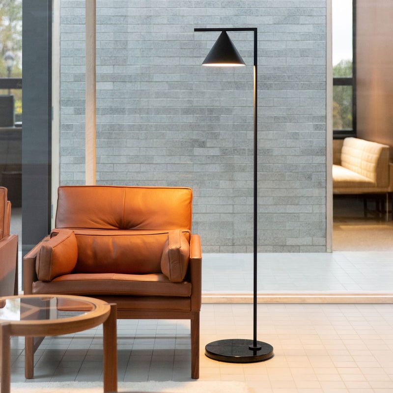 Floor lamps in the office Enhance Workplace Illumination with Modern Office Floor Lighting