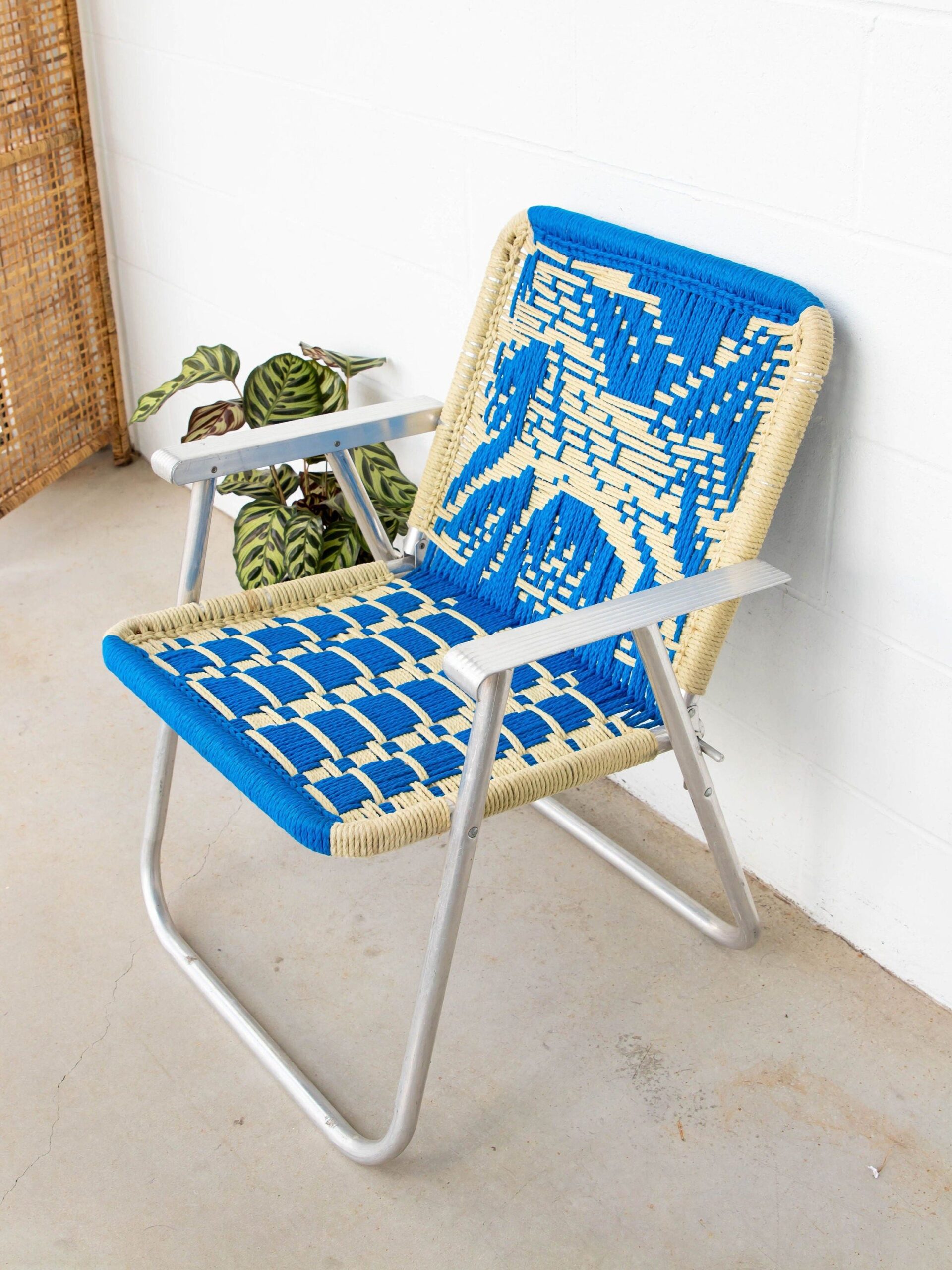 Folding Lawn Chairs The Ultimate Seating Solution for Outdoor Relaxation