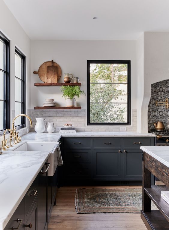 Gray Kitchen Elegant and Modern Neutral-Toned Kitchen Design