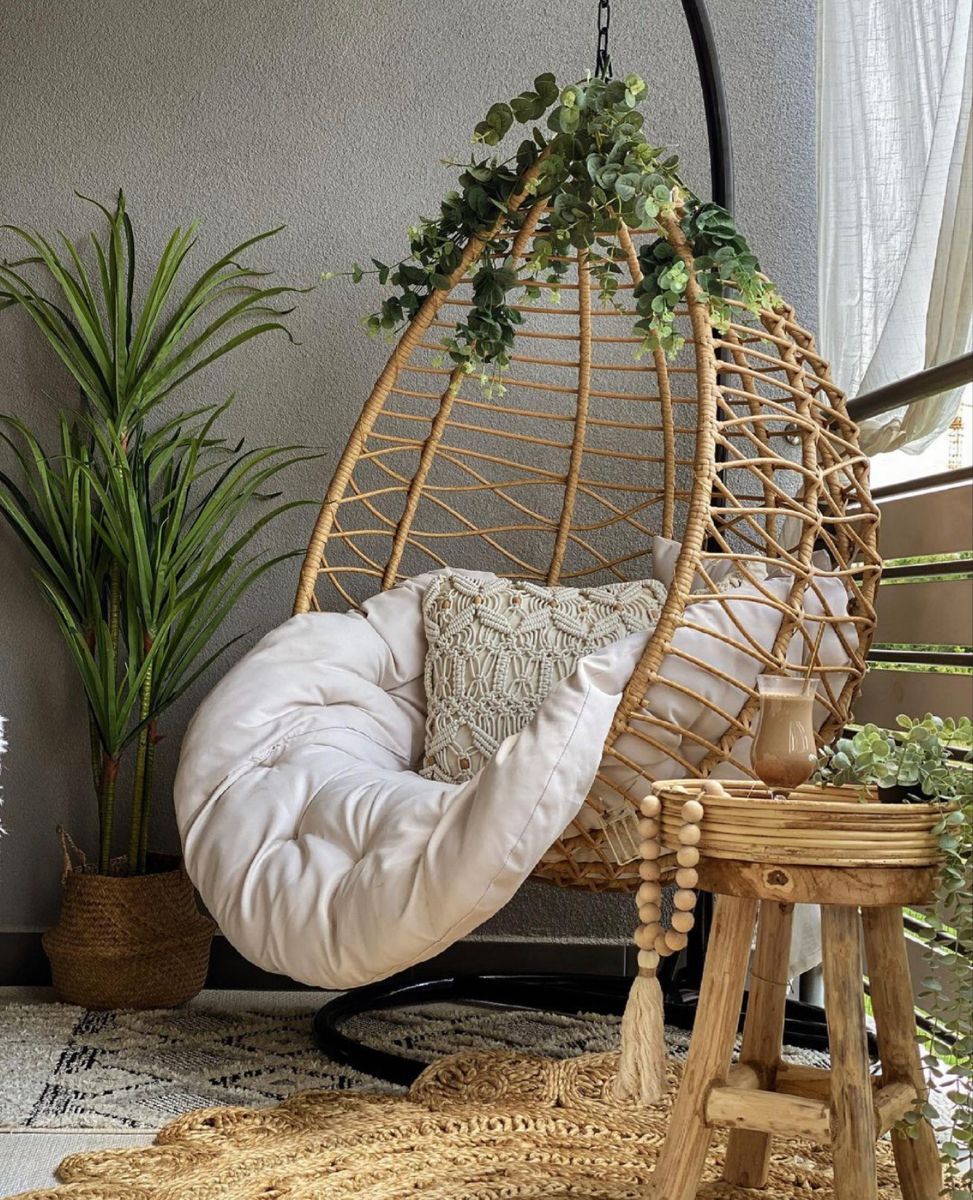 Hanging Chairs – The Ultimate Way to Relax and Unwind