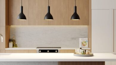 Hanging lighting in the kitchen