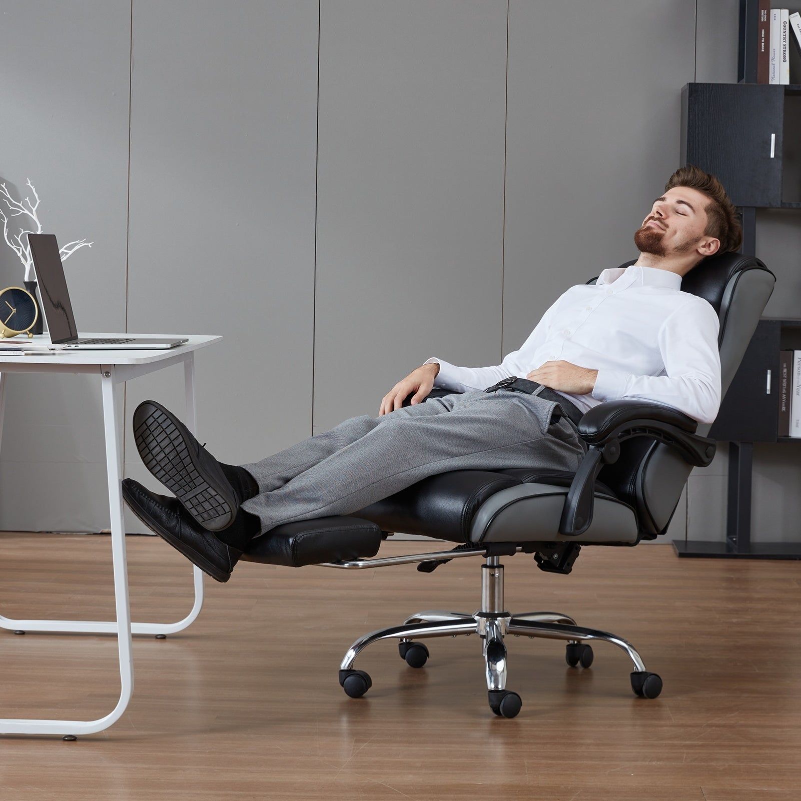 Heavy Duty Office Chairs Structurally Reinforced Office Seating for Optimal Support and Durability