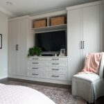 Hinged-door wardrobes pine natural lacquered