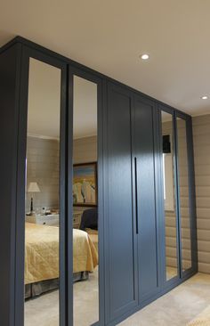 Hinged-door wardrobes pine natural lacquered: a stylish storage solution