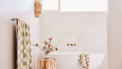 Bed lights for bathrooms