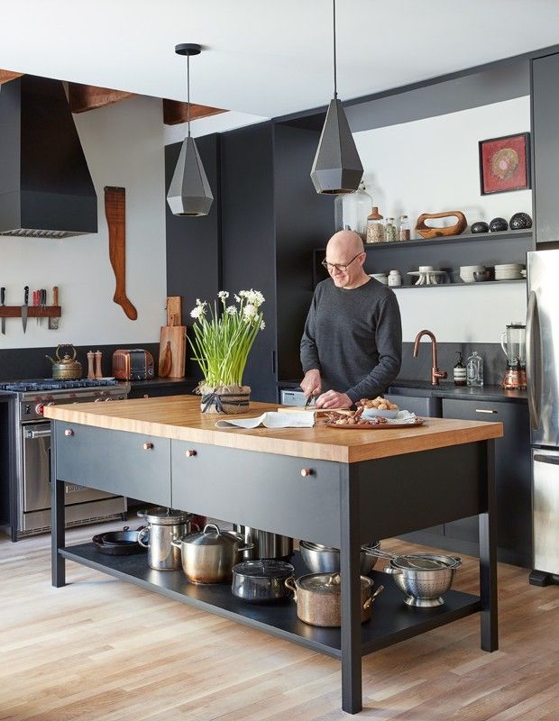 Kitchen with freestanding kitchen block Create a Stylish and Functional Cooking Space with a Freestanding Kitchen Block