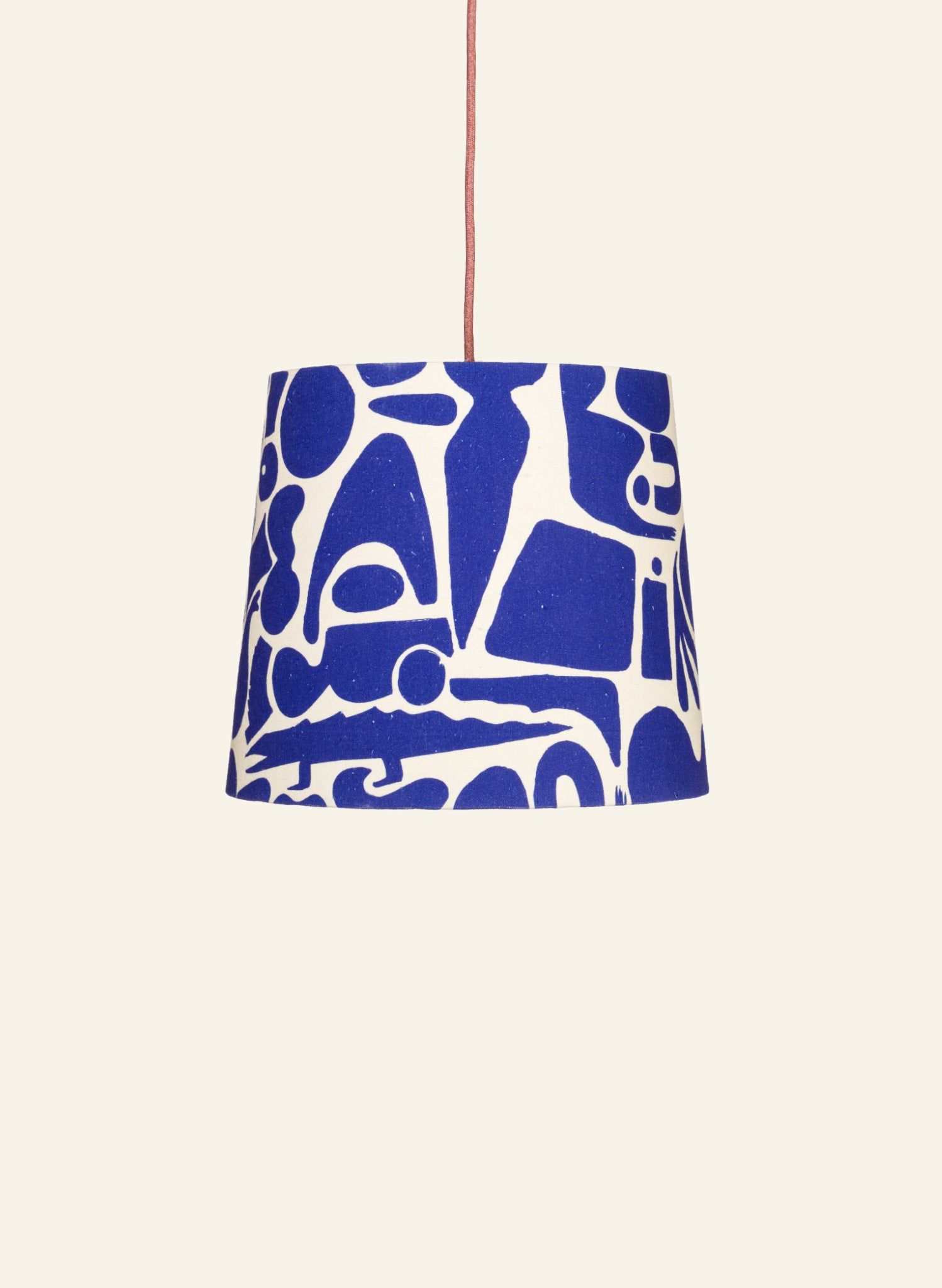 Lampshade design trends for modern homes