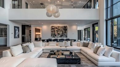 Large Sectional Sofas